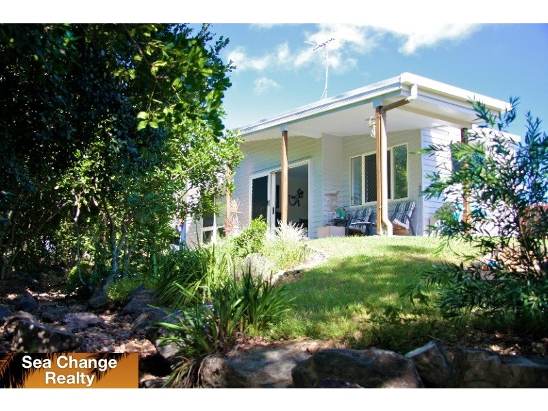 10 Eagle Place, Emu Park QLD 4710