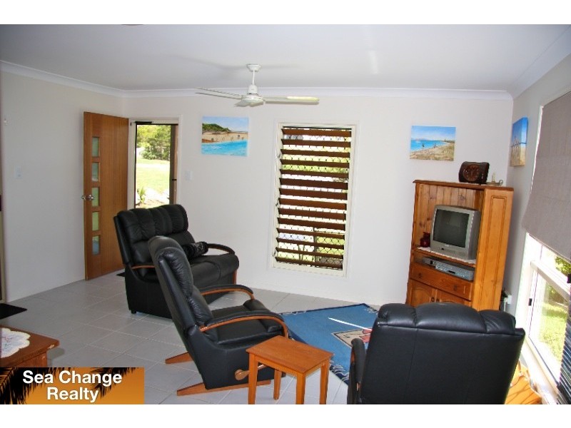 10 Eagle Place, Emu Park QLD 4710