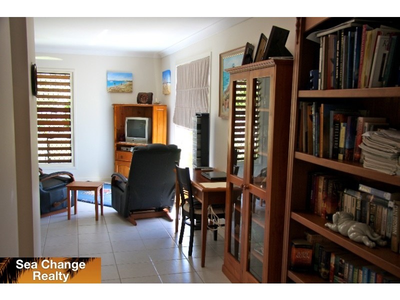 10 Eagle Place, Emu Park QLD 4710