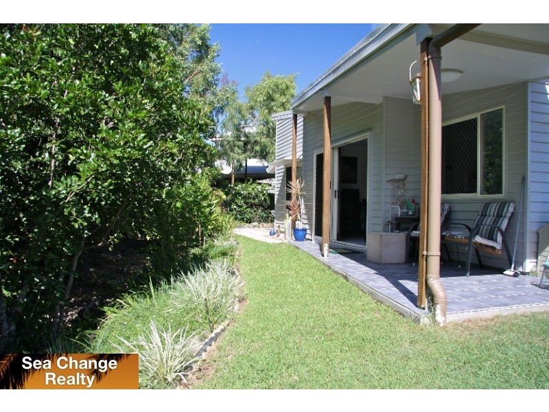 10 Eagle Place, Emu Park QLD 4710