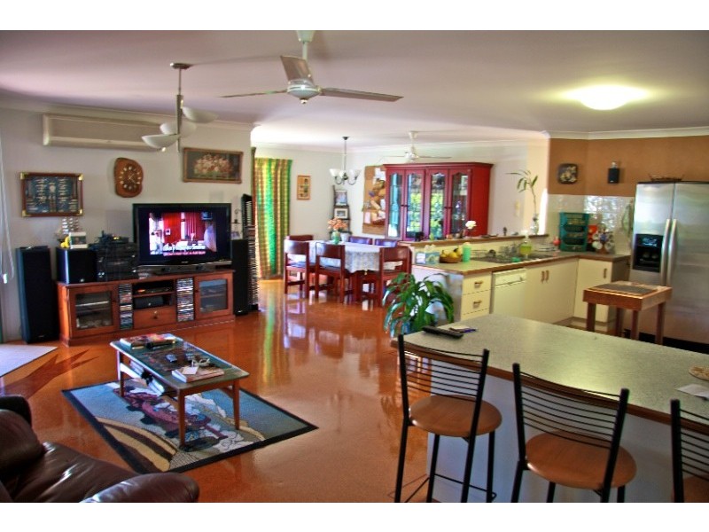 36 Thomas Street, Emu Park QLD 4710
