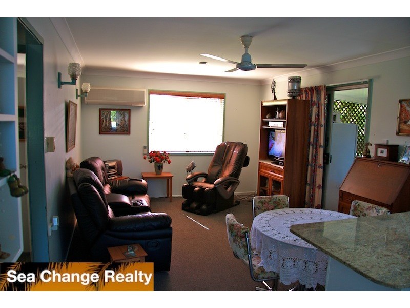 3/10 Arthur Street, Emu Park QLD 4710