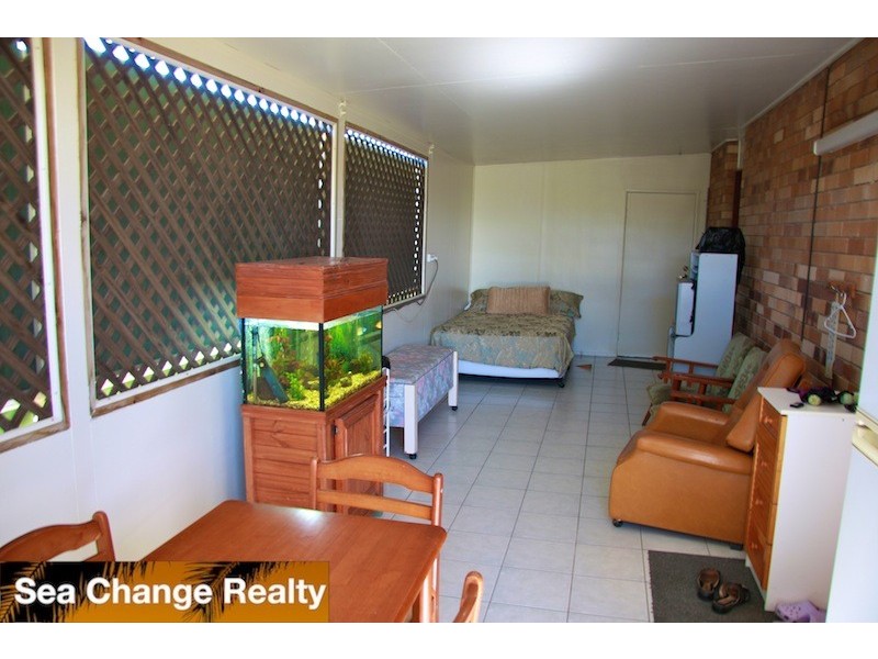 3/10 Arthur Street, Emu Park QLD 4710