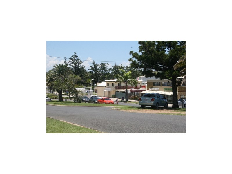 16 Pattison Street, Emu Park QLD 4710