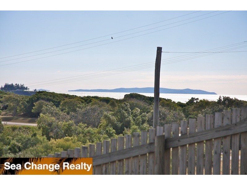 12 Nicholson Street, Emu Park QLD 4710