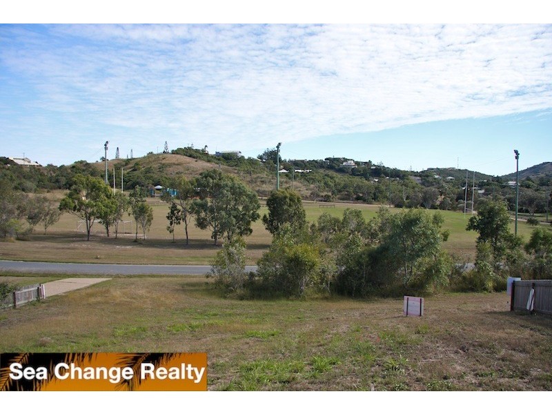 12 Nicholson Street, Emu Park QLD 4710