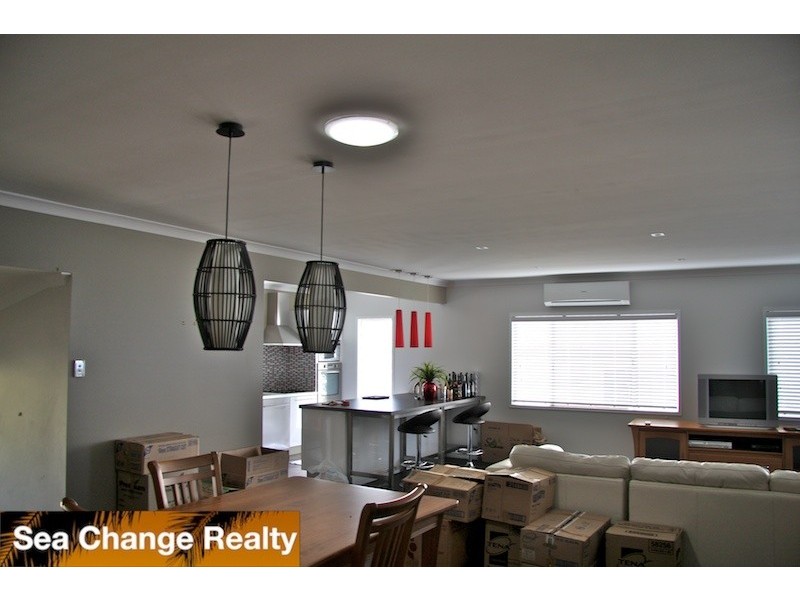 92 Schofield Parade, Keppel Sands QLD 4702