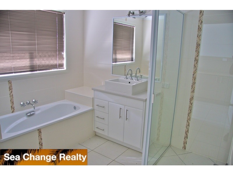 77 Amalfi Drive, Emu Park QLD 4710