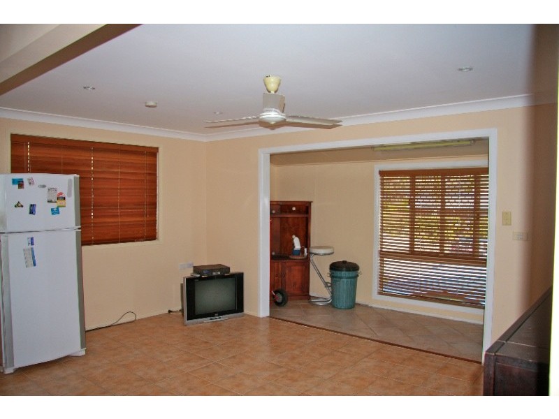 17 Pacific Street, Emu Park QLD 4710