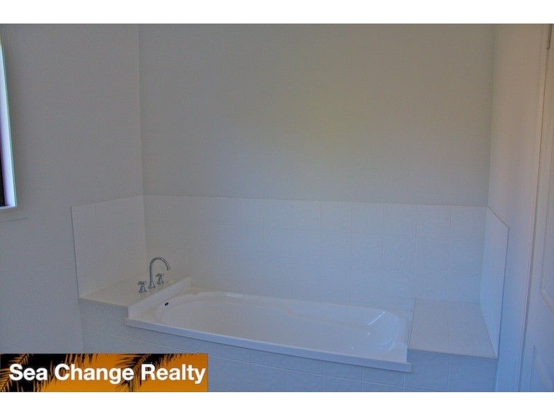 87 Bright Street, Emu Park QLD 4710