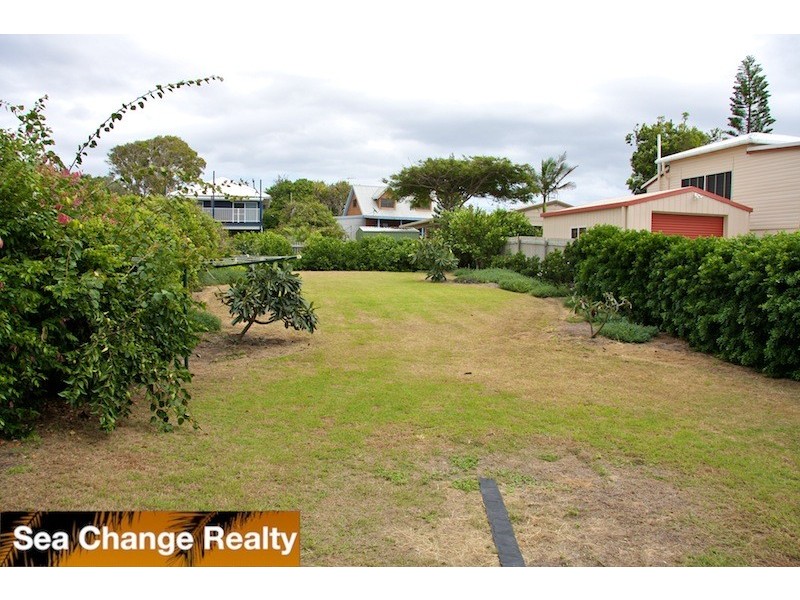 24 Esplande, Emu Park QLD 4710
