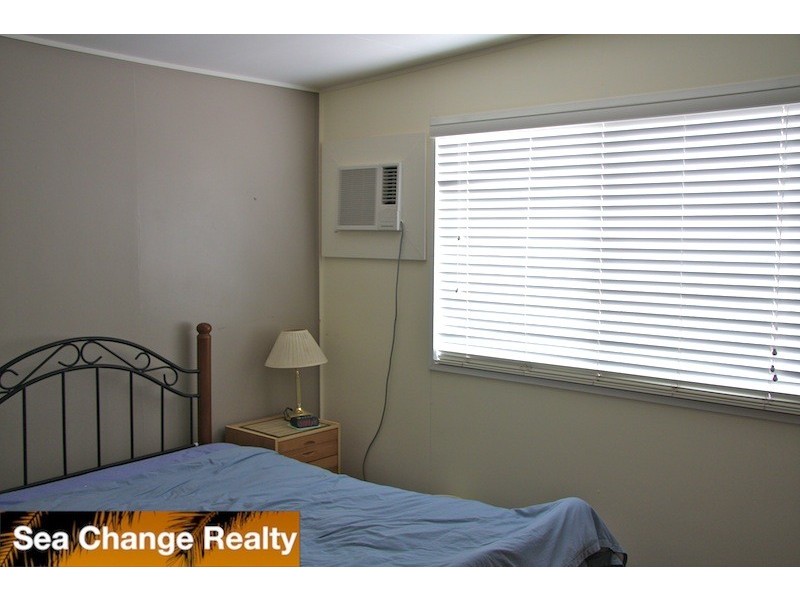 24 Esplande, Emu Park QLD 4710
