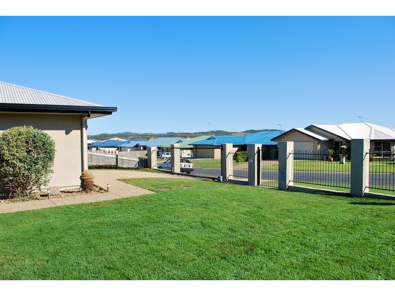 14 Triton Close, Emu Park QLD 4710