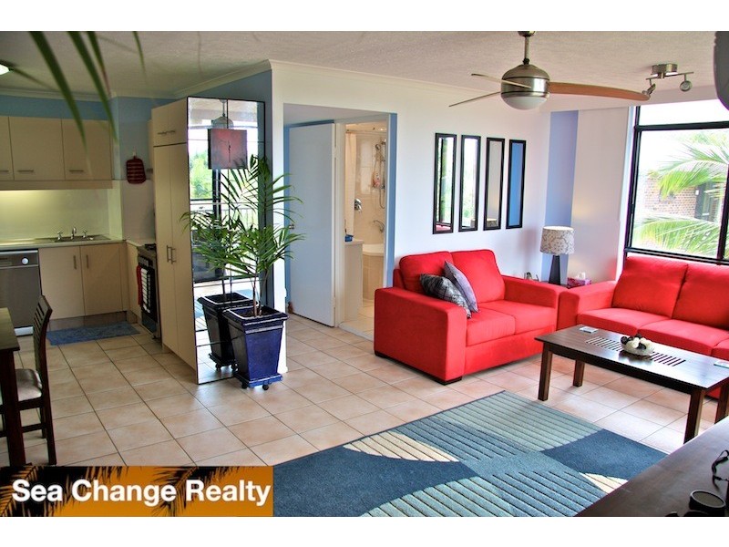 1/46 Ferguson Street, Emu Park QLD 4710