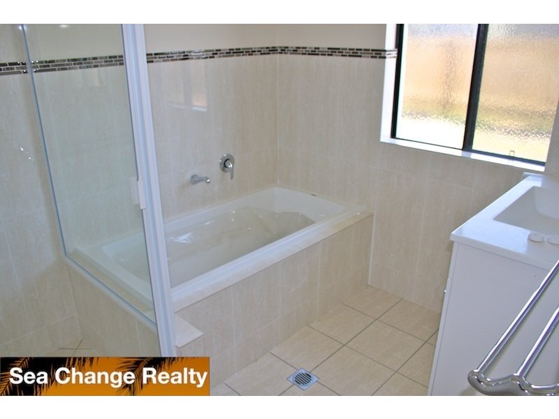 12 Timbers Beach Road, Emu Park QLD 4710