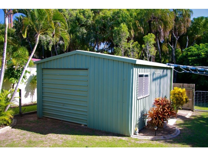 928 Scenic Highway, Kinka Beach QLD 4703