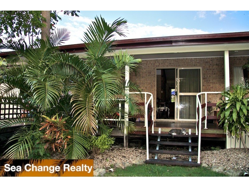 20 Larnach Street, Emu Park QLD 4710