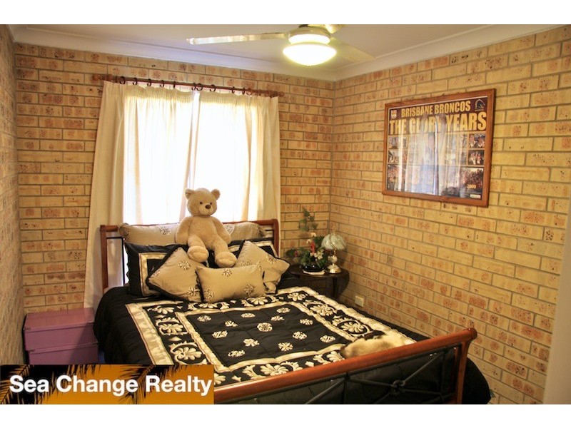 20 Larnach Street, Emu Park QLD 4710