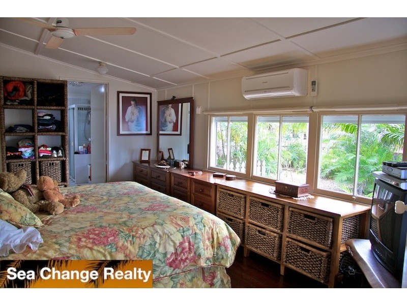 1 Sandy Lane, Emu Park QLD 4710