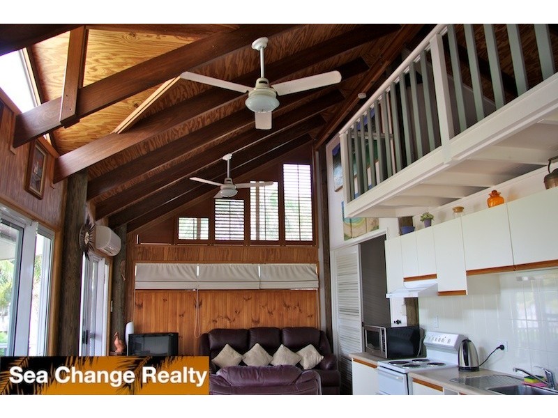 1 Sandy Lane, Emu Park QLD 4710