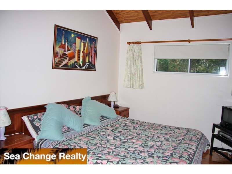 1 Sandy Lane, Emu Park QLD 4710