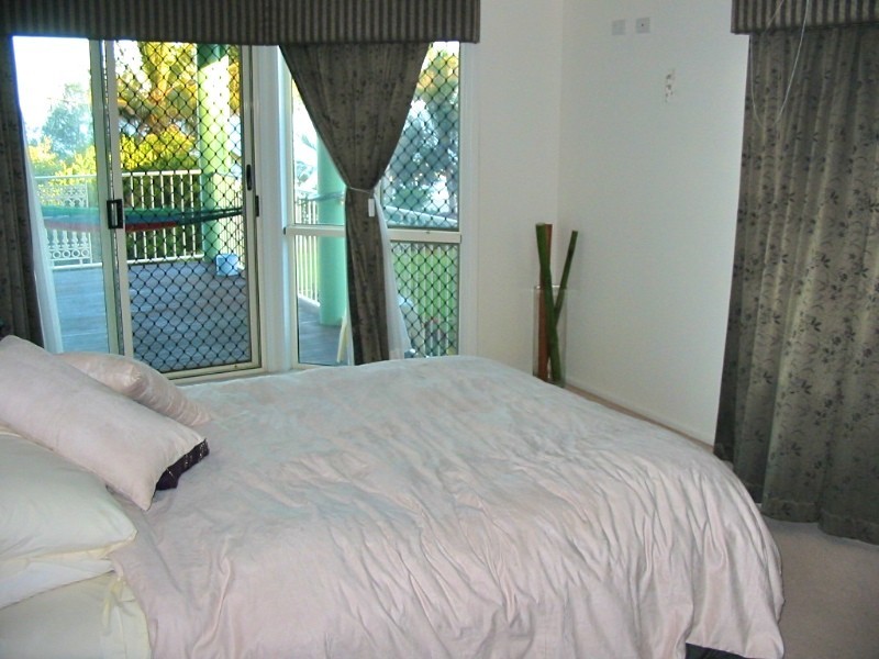 36 Reef Street, Emu Park QLD 4710