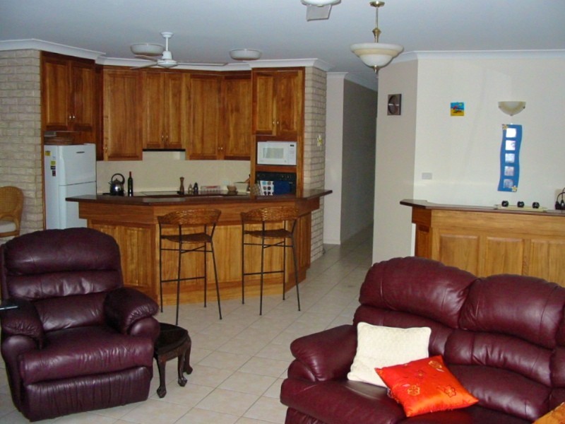 36 Reef Street, Emu Park QLD 4710