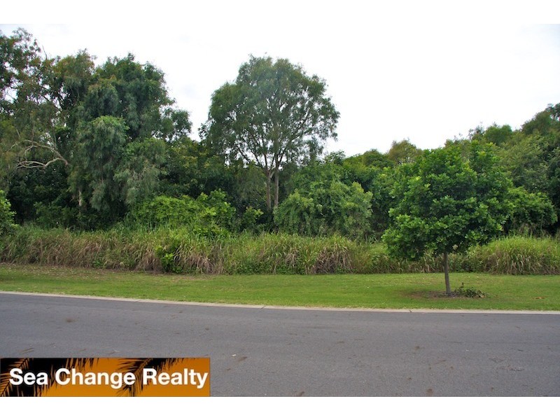 6 Lakeview Circuit, Mulambin QLD 4703