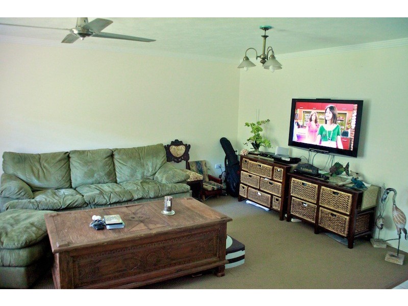 32 Larnach Street, Emu Park QLD 4710