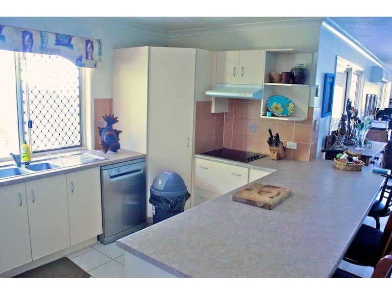 32 Larnach Street, Emu Park QLD 4710