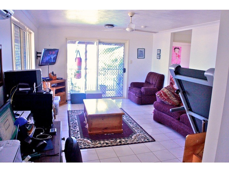 32 Larnach Street, Emu Park QLD 4710