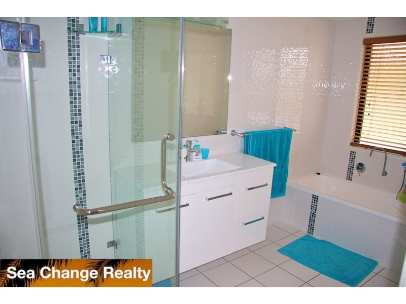 5 Hideaway Road, Emu Park QLD 4710