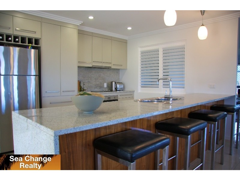 82 Larnach Street, Emu Park QLD 4710