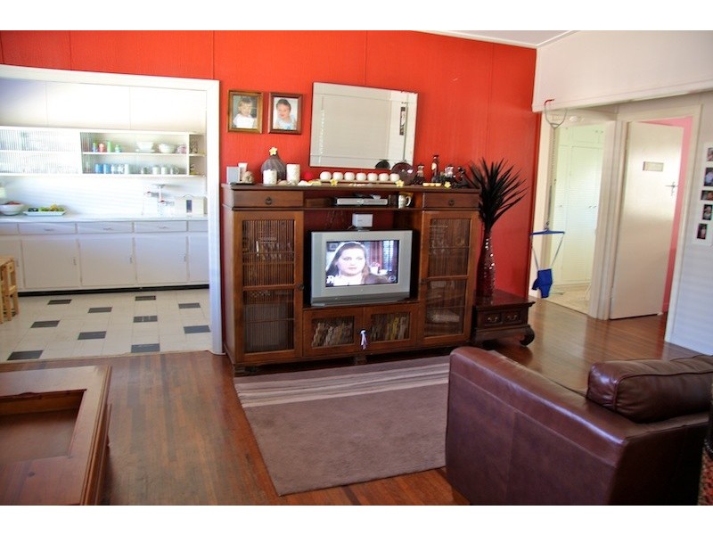 32 George Street, Emu Park QLD 4710