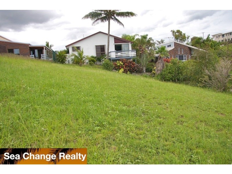 54  Ferguson Street, Emu Park QLD 4710