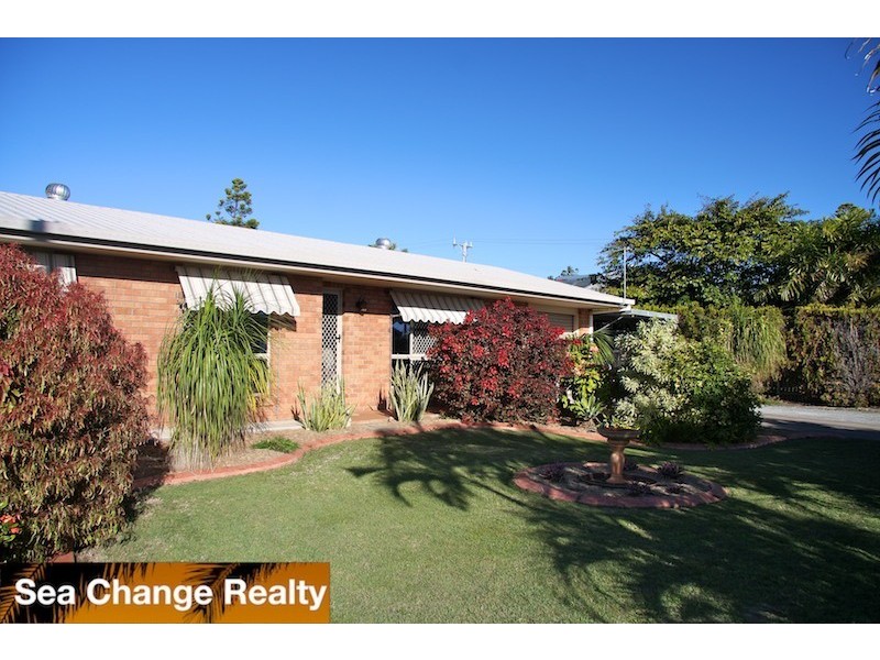 17 Hewitt  Street, Emu Park QLD 4710