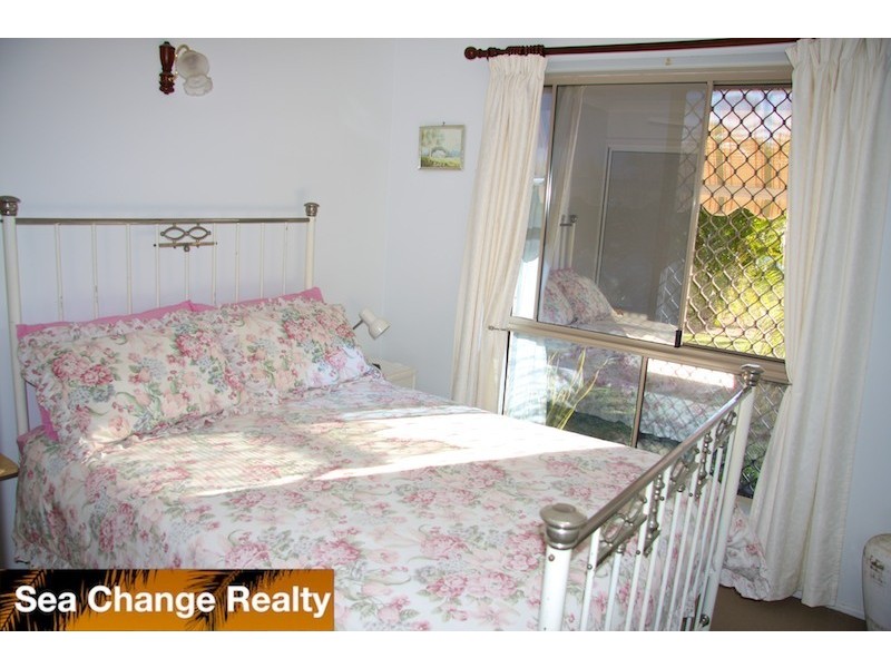 17 Hewitt  Street, Emu Park QLD 4710