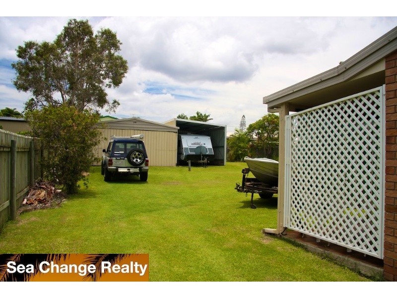 17 Hewitt  Street, Emu Park QLD 4710