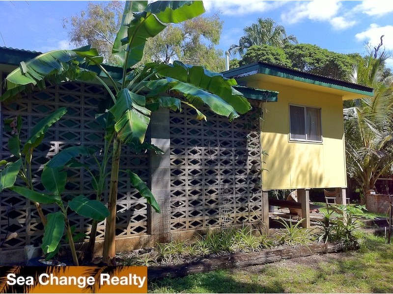 39 Golding Street,, Emu Park QLD 4710