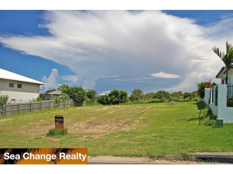 38 Paradise Way, Emu Park QLD 4710