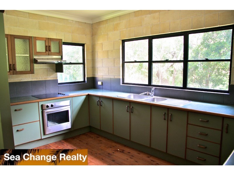 7 Reef Street, Emu Park QLD 4710