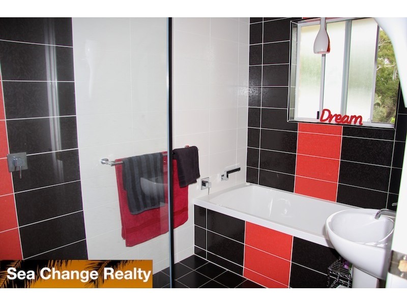 13 Coral Close, Emu Park QLD 4710