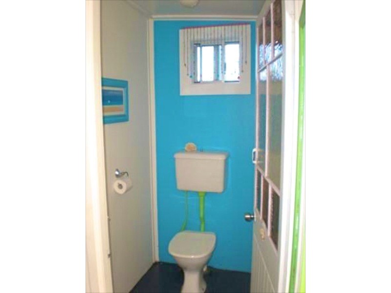 36 Schofield Parade, Keppel Sands QLD 4702