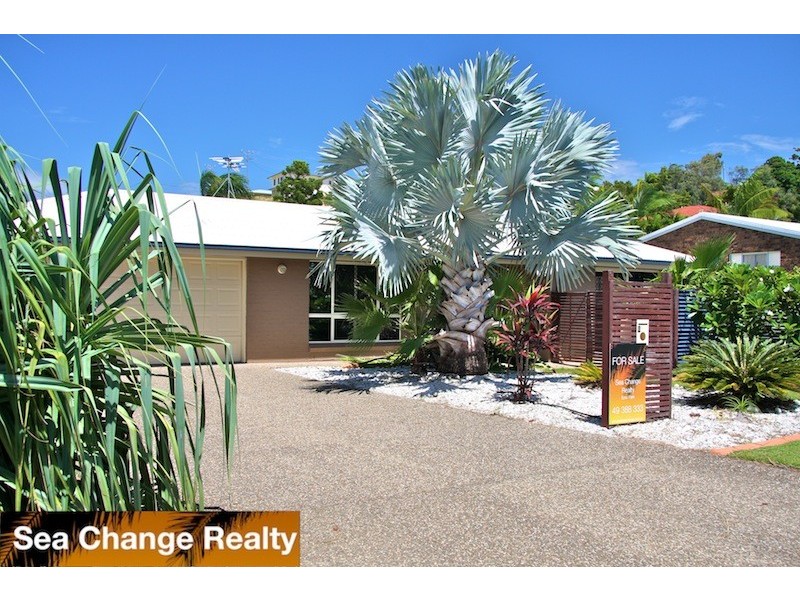 6 Thomas Street, Emu Park QLD 4710