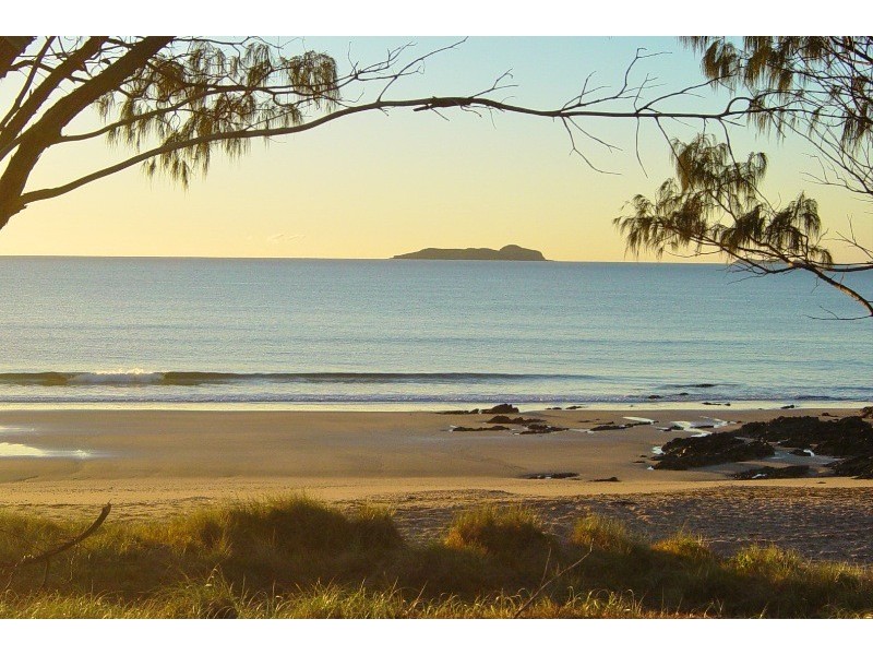 6 Thomas Street, Emu Park QLD 4710