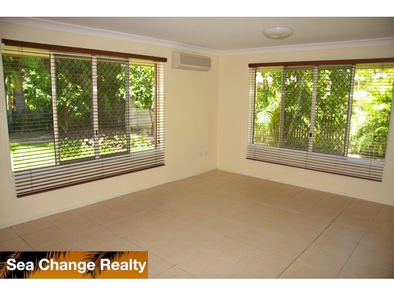 6 Thomas Street, Emu Park QLD 4710