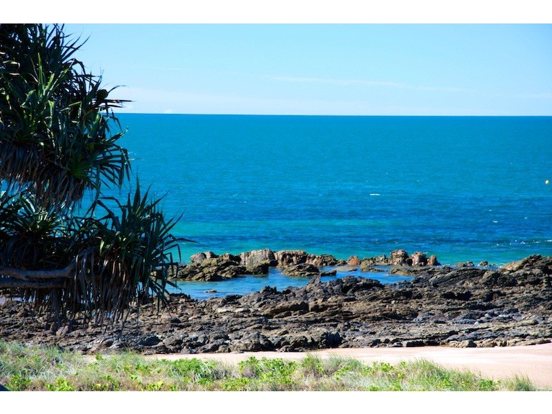 6 Thomas Street, Emu Park QLD 4710