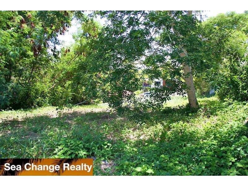 14 Vernon Street, Emu Park QLD 4710