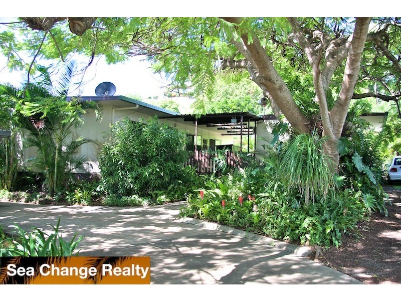 11 Nelson Street, Emu Park QLD 4710