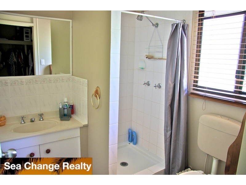 11 Nelson Street, Emu Park QLD 4710